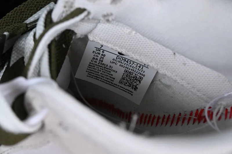 All categories Nk SB Dunk series Nk SB Dunk Low low-top sneakers Nk SB Dunk Low "85" grass green double hook SB low-top sports and leisure sneakers DO9457-141